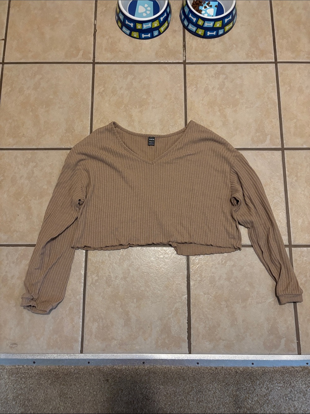 SHEIN Taupe Ribbed V-Neck Cropped Long-Sleeve Top